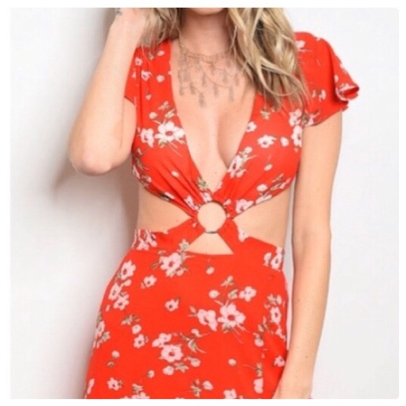 ❤️Stunning Red Maxi Dress❤️ - Picture 2 of 6